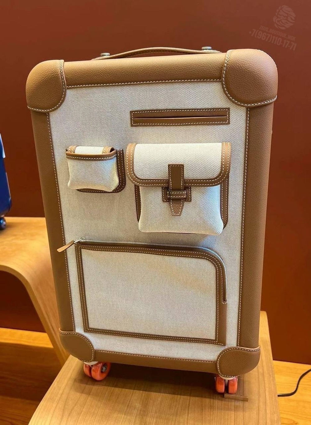 Чемодан Hermes The Rolling Mobility Suitcase Cargo 55
