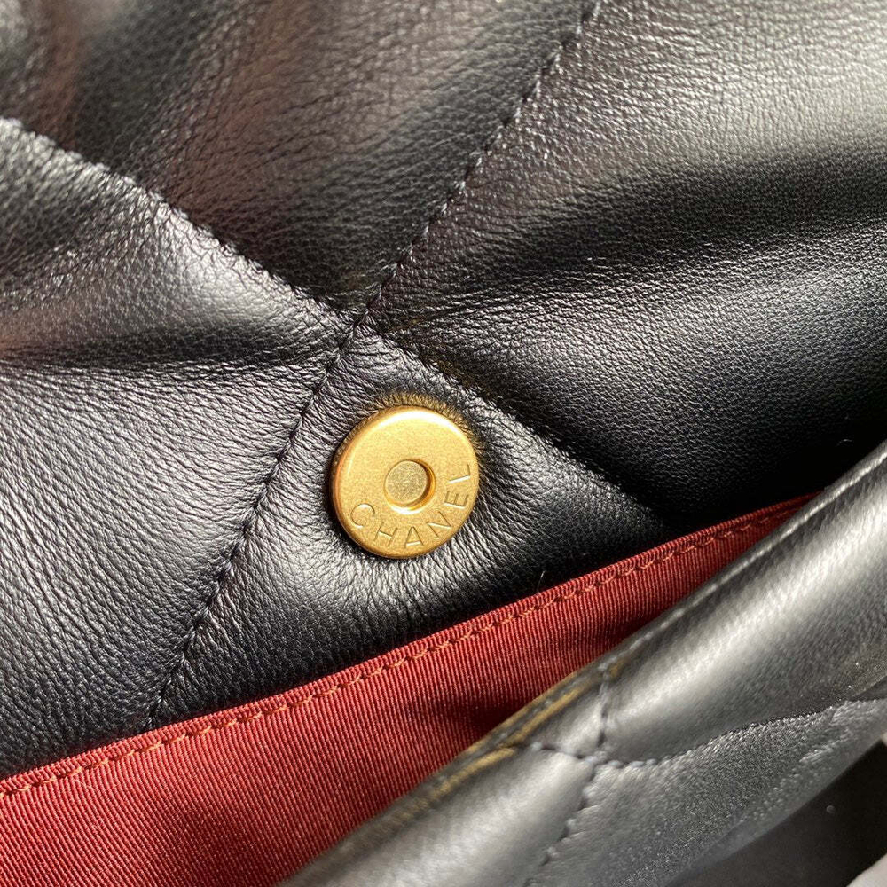 Chanel 19 Large 30 cm