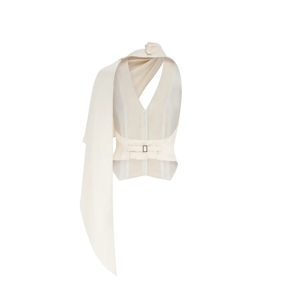 Жилет жемчужный