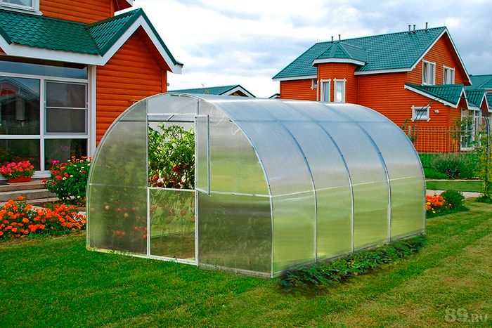 Теплицы и комплектующие