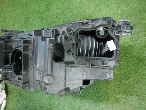 Фара правая Audi Q5 (2017-2020) LED