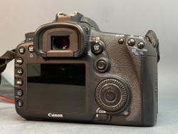 Canon EOS 7D 18.700 кадров