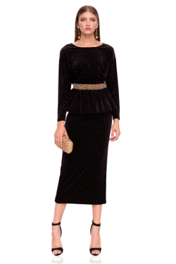 Бархатный топ с баской и длинными рукавами