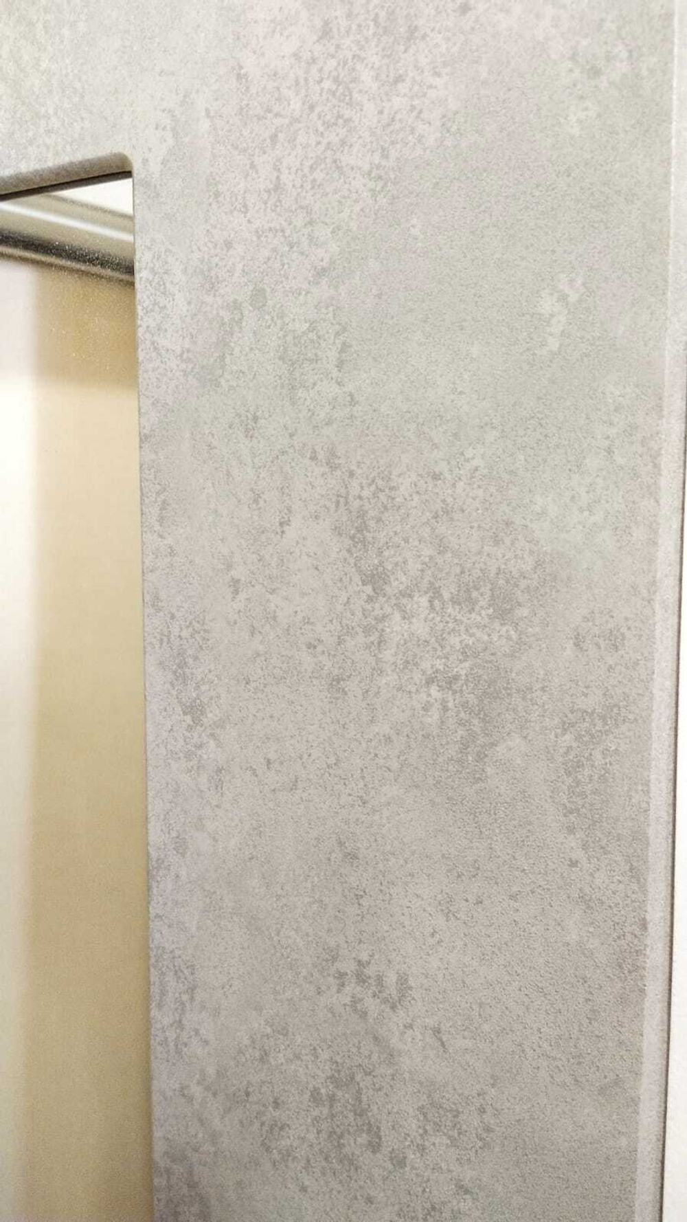 Дверь Входная Лабиринт INFINITY С зеркалом 18 Бетон светлый