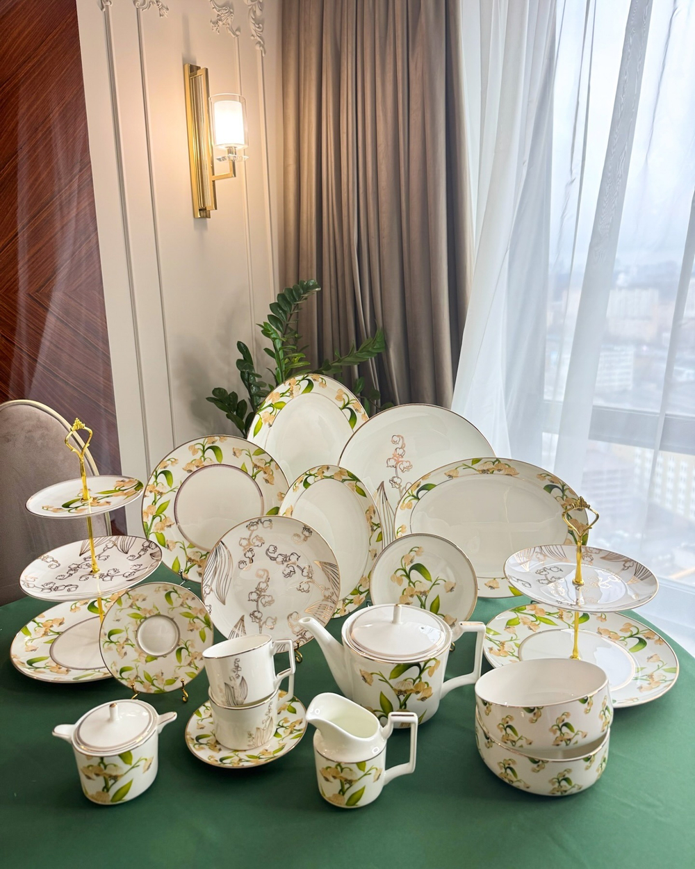 Подстановочная тарелка 30см First Lady Нежность ландыша