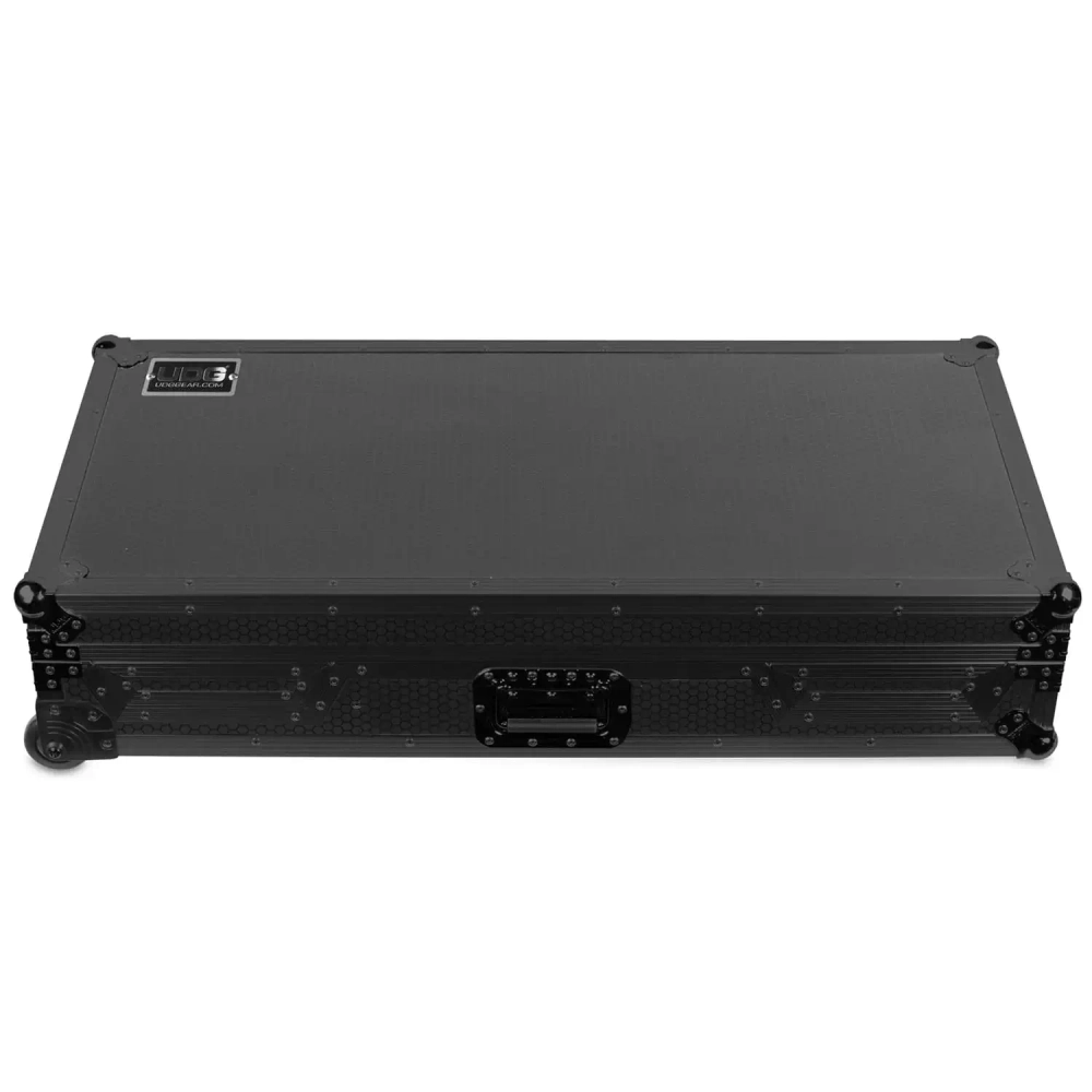 Кейс UDG Ultimate Flight Case Pioneer CDJ-3000/ 900NXS2 Black Plus (Laptop Shelf + Wheels)