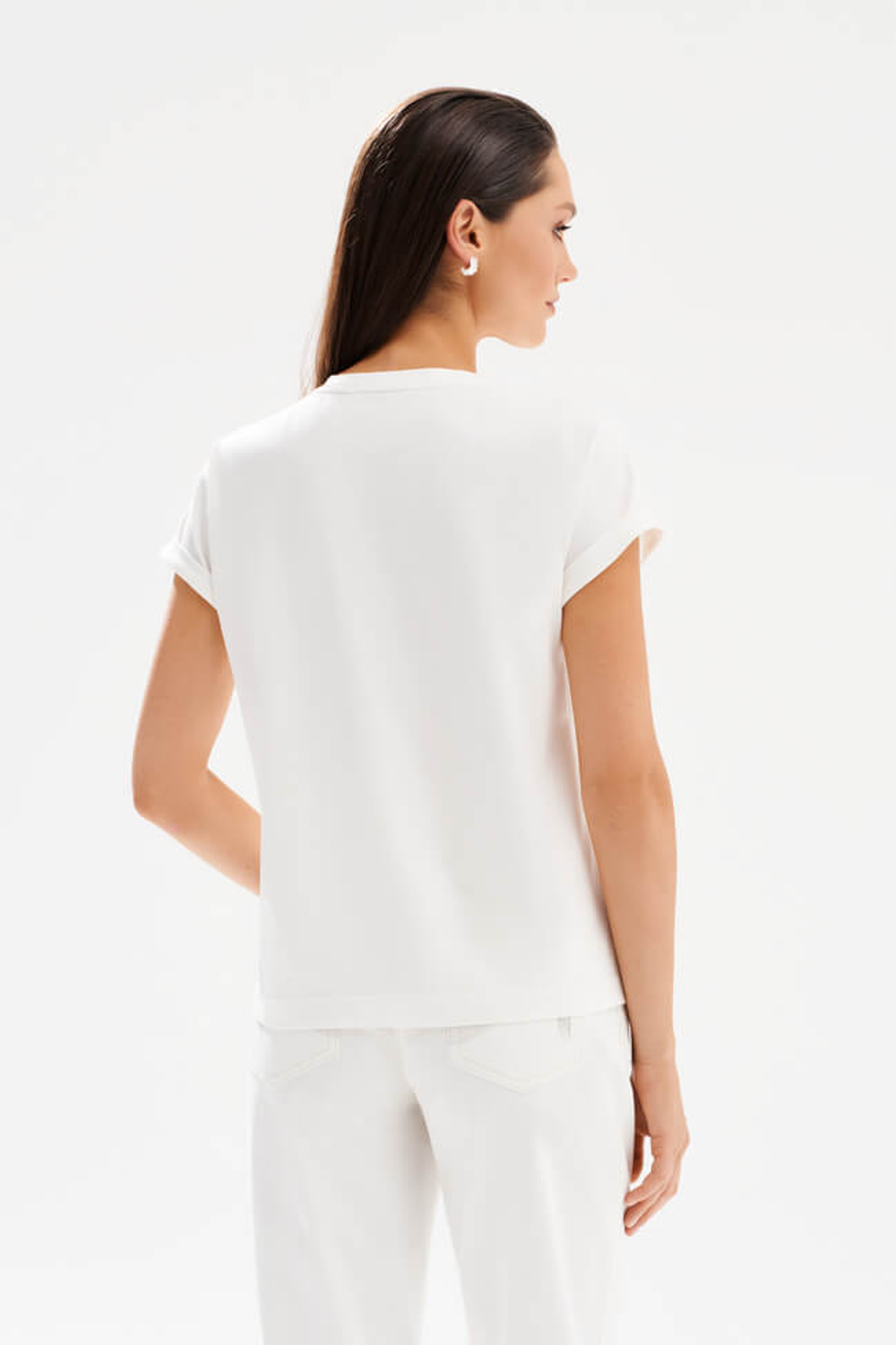 23583 Футболка женская (молочный)