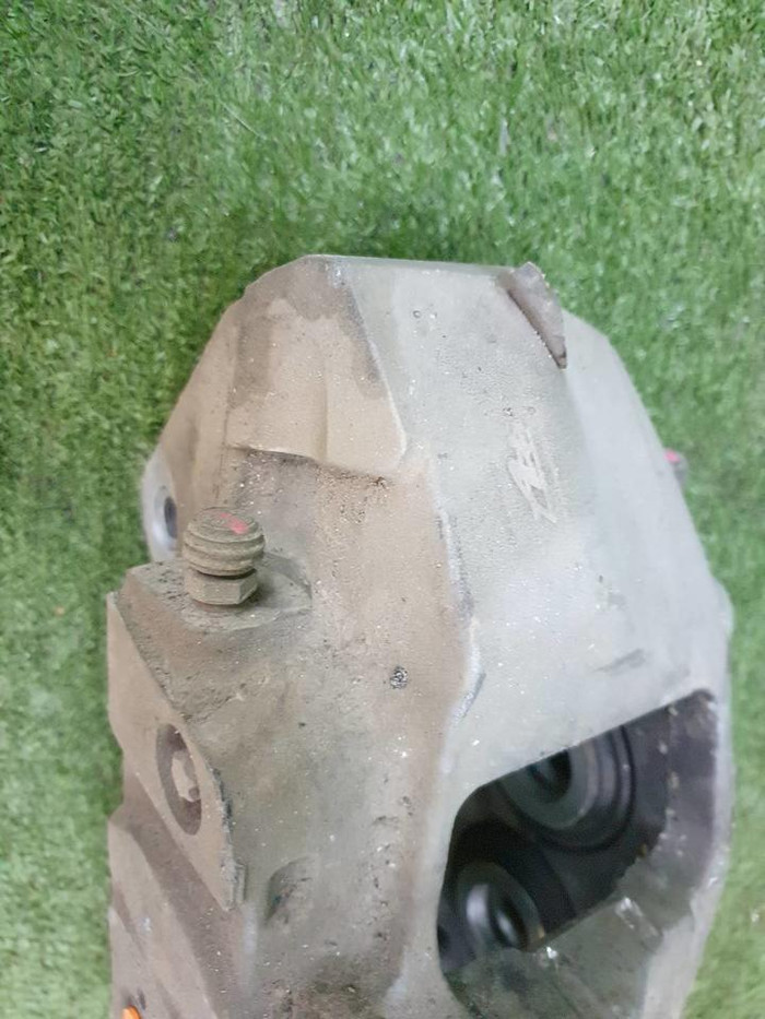 Суппорт тормозной передний правый Genesis GV80 (2020-н.в.)