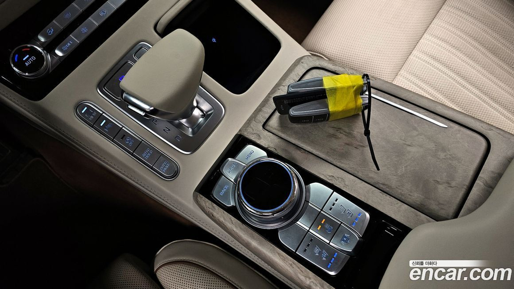 Genesis G90 3.8 AWD (02.2021)