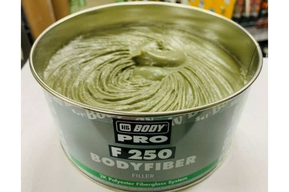 Шпатлевка со стекловолокном + отвердитель 20г BodyFiber (0,75кг)