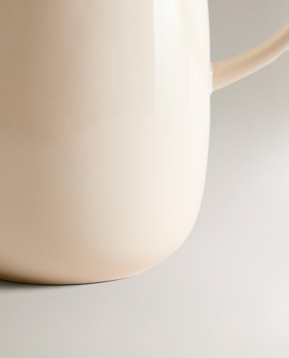 Zara Home кувшин из каменной керамики, цвет кремовый, 12.4 см