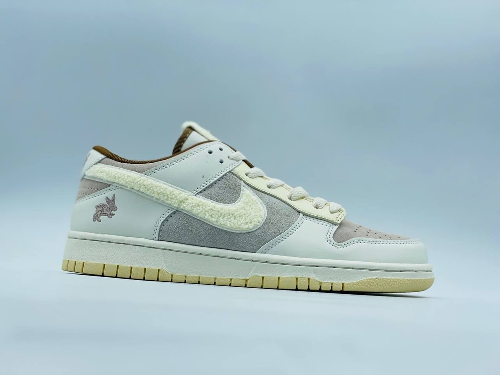 Кроссовки женские Nike Dunk Low Year of the Rabbit Release Details