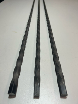 Кованый элемент балясина,торсион 1000мм, витой квадрат полнотелый 10х10мм