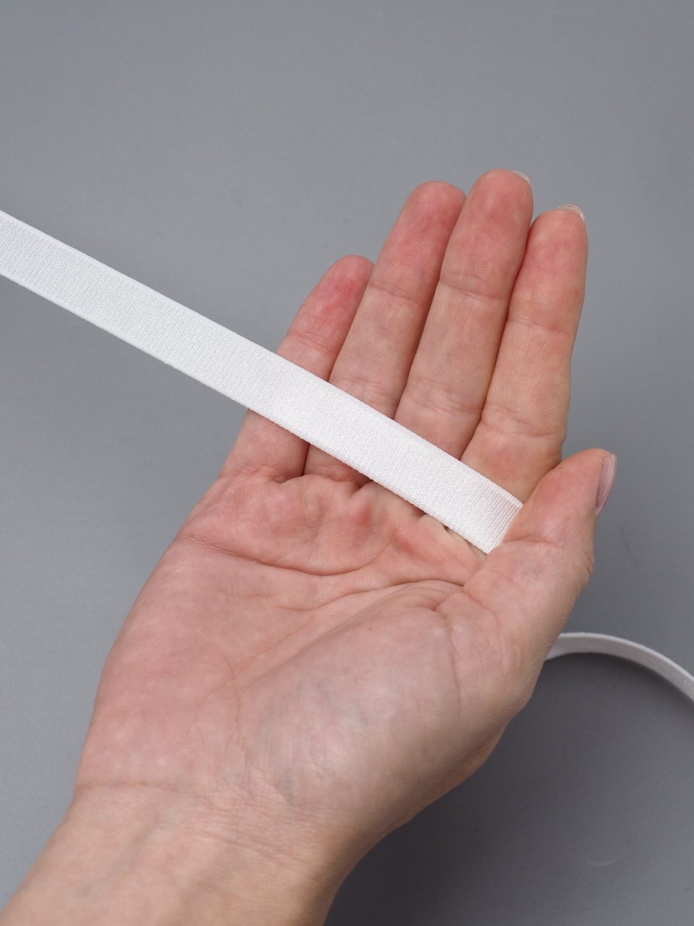 Резинка бретелечная белая глянцевая ширина 12 мм