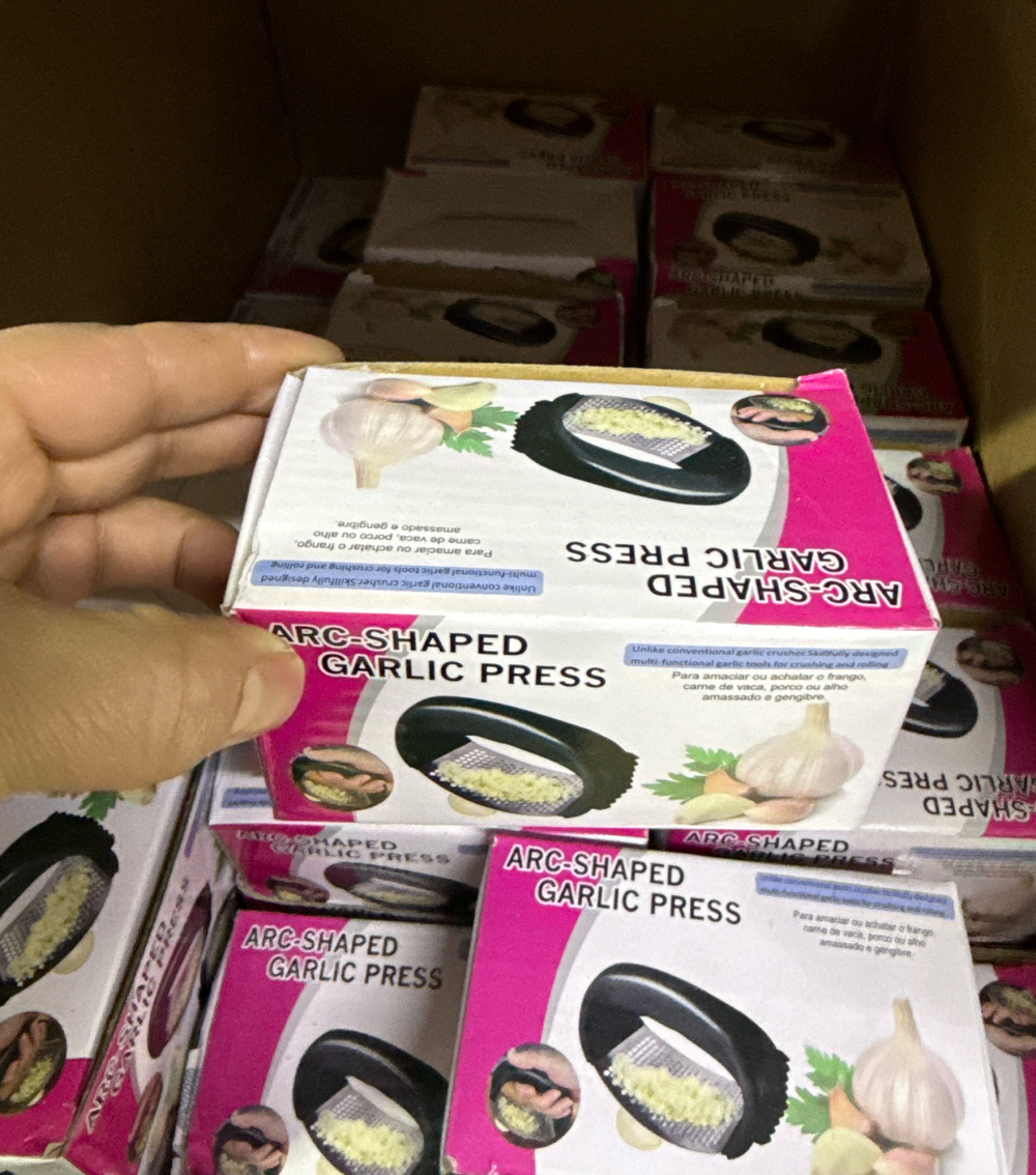 Чеснокодавка пресс