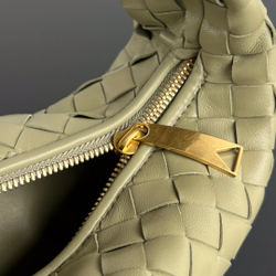 Bottega Veneta Mini Jodie 28 cm