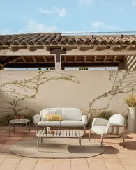 Уличный журнальный столик Joncols из алюминия с бежевой отделкой Ø 113 x 65 см