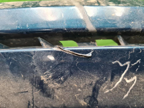 Накладка переднего бампера левая Audi Q8 (18-23)