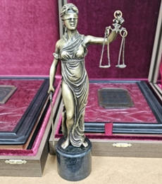 Статуэтка "Фемида" из бронзы малая