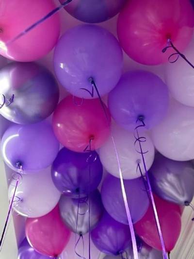 Фиолетовые воздушные шары для праздника 
