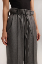 Брюки костюмные со стрелками