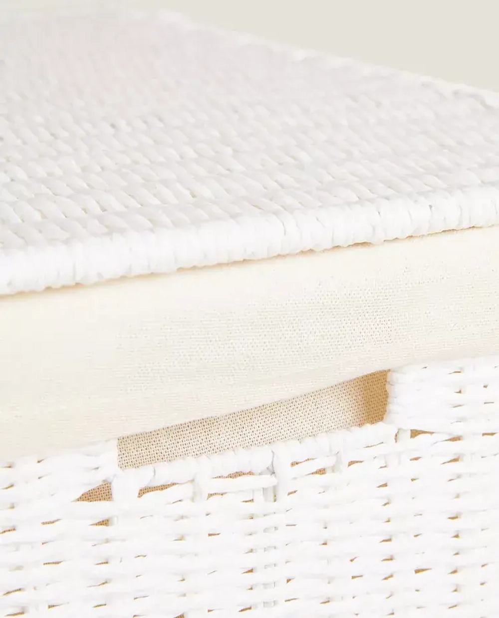 ZARA HOME ПРЯМОУГОЛЬНАЯ КОРЗИНА ДЛЯ БЕЛЬЯ С ТЕКСТИЛЬНОЙ ПОДКЛАДКОЙ, БЕЛЫЙ