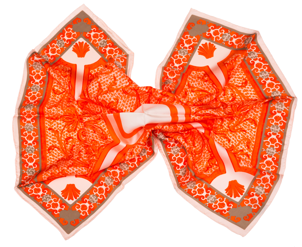 Платок шелковый 90х90 Petrusse Le Notre коралловый