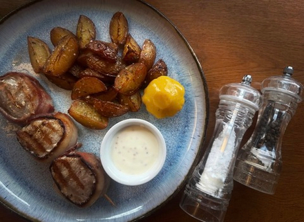 МЕДАЛЬОНЫ ИЗ СВИНИНЫ (170/150/40г)