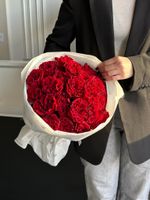 Букет из красной одноголовой розы 25 шт