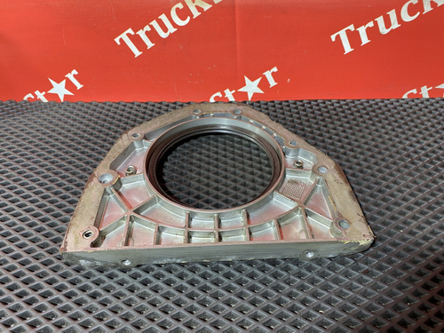 Крышка плиты двигателя 2018г.