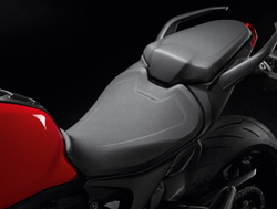 Ducati Performance Низкое сиденье Ducati Monster 937 96880961BA