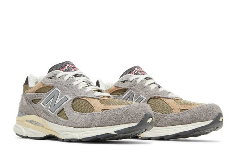 Кроссовки New Balance Teddy Madenb 990 V3