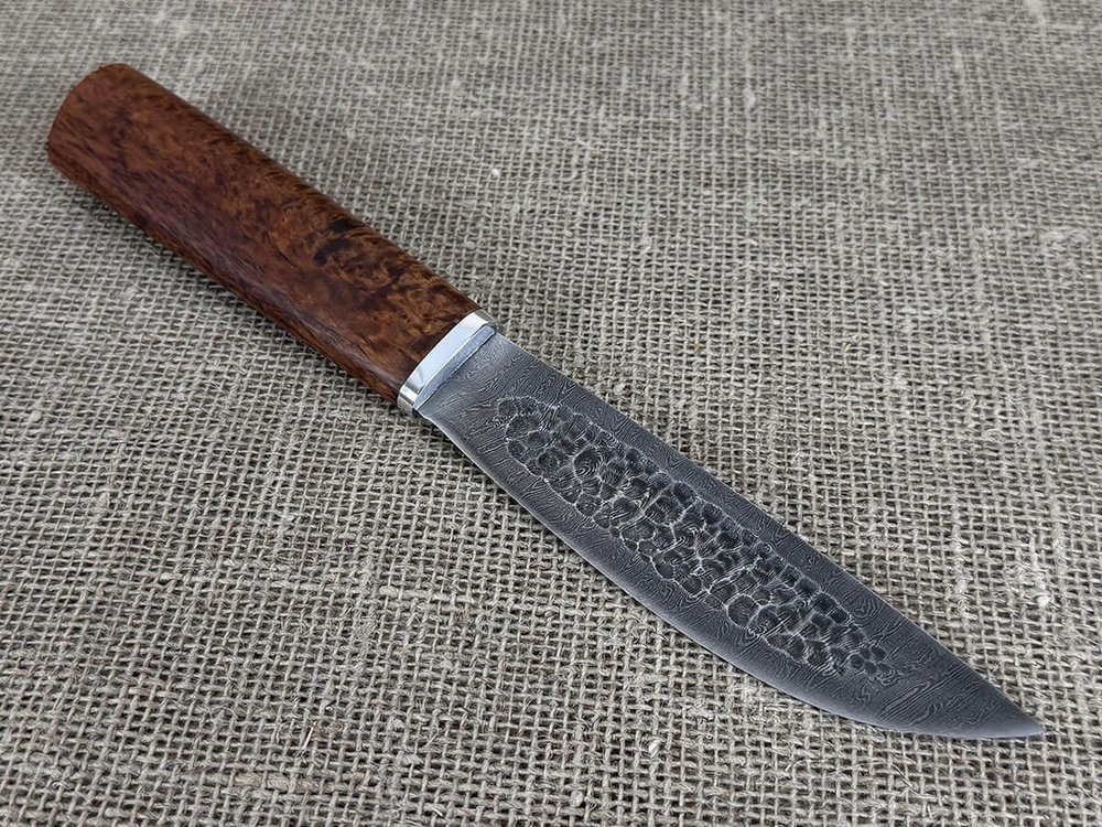 Шкуросъемный нож "Якут" с кованым долом, рукоять мореная карельская береза