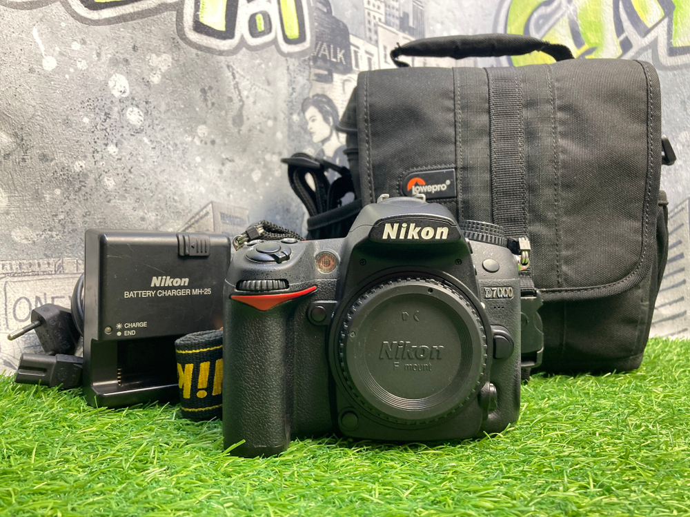 Nikon D7000 Покупка/Продажа