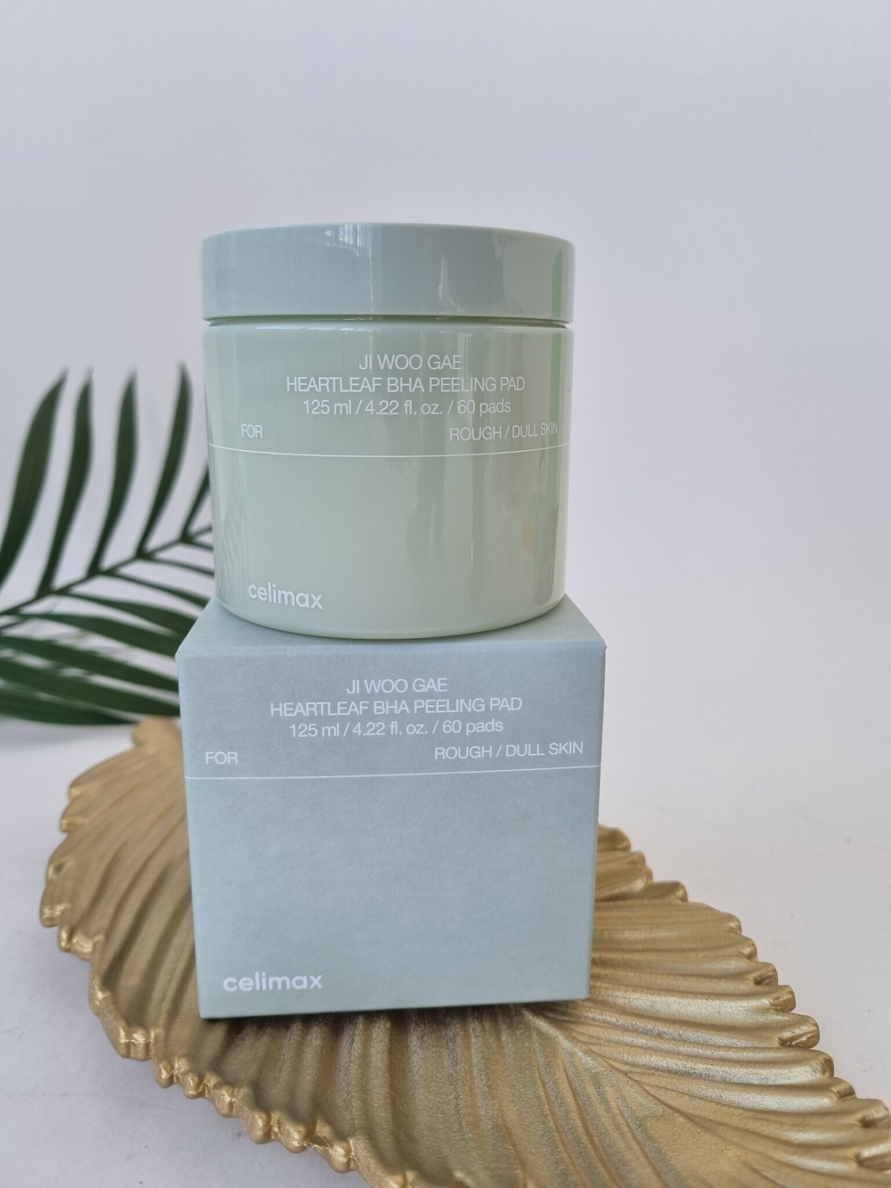Тонизирующие пилинг-пэды с BHA-кислотой Celimax Ji Woo Gae Heartleaf BHA Peelind Pad