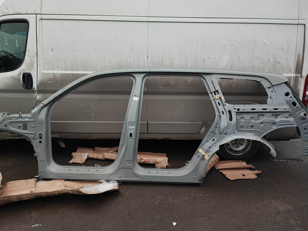 Боковина левая Exeed VX 21-нв Новая Оригинал 502001985AADYJ