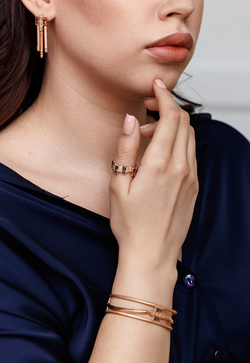 Браслет из серебра со вставками из розово-коричневых фианитов