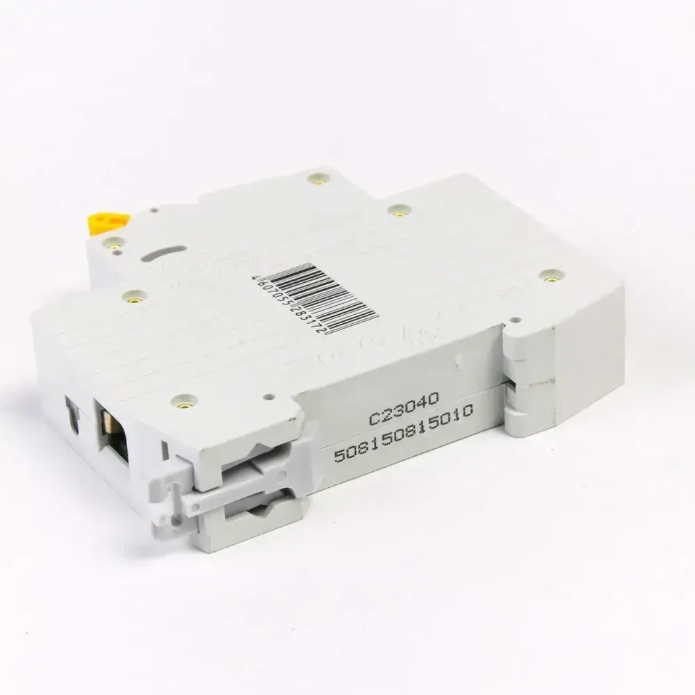 Автоматический выключатель IEK KARAT 16А 1P 4,5кА тип С комплект 3шт