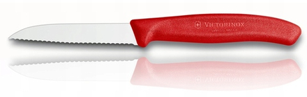 Нож Victorinox для овощей, лезвие 8 см волнистое, красный