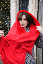 Палантин с мехом красный