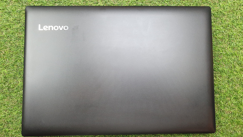Ноутбук Lenovo A6/4 Gb/Radeon 530 2 Gb