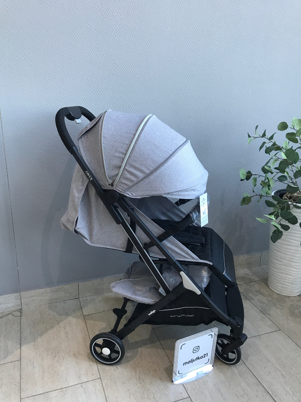 Коляска прогулочная ONYX (INDIGO) (серый)