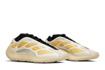 Кроссовки Adidas Originals Yeezy Boost 700 V3 "Safflower"