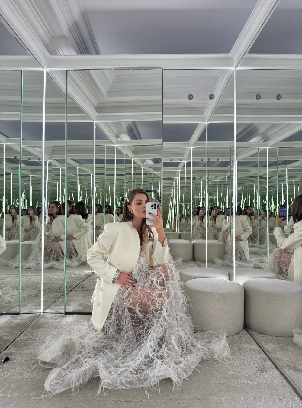 Полупальто с воротником стойкой