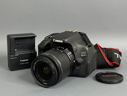 Canon 600D kit 18-55mm IS II 2500 кадров