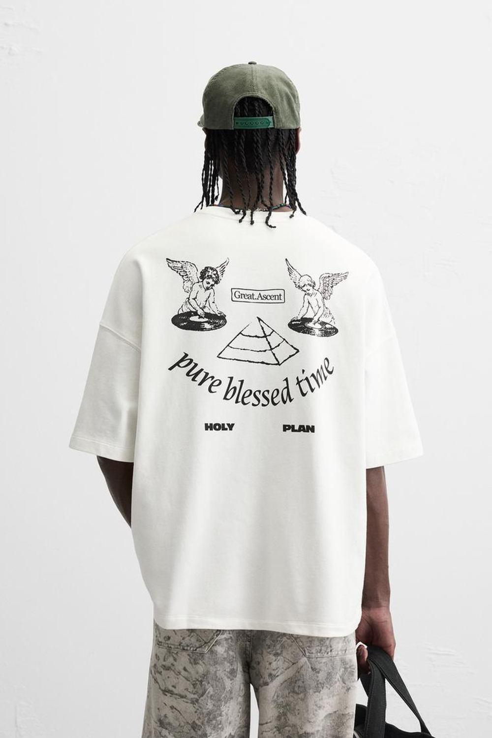 ZARA ТОЛСТОВКА С ГРАФИЧЕСКИМИ ПРИНТАМИ, ЖЕЛТОВАТО-БЕЛЫЙ