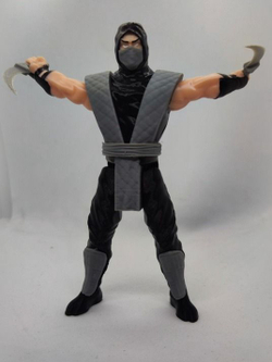 Подвижная фигурка "Смоук" Mortal Kombat, пластик, цвет серый