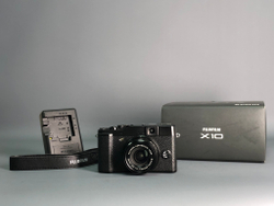 Fujifilm X10