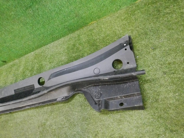 Жабо Lexus UX (2018-н.в.)