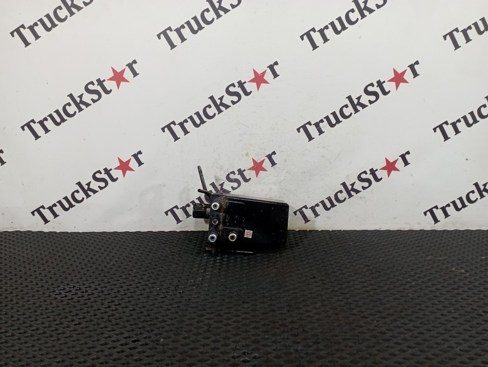 Насос подъема кабины 2023г